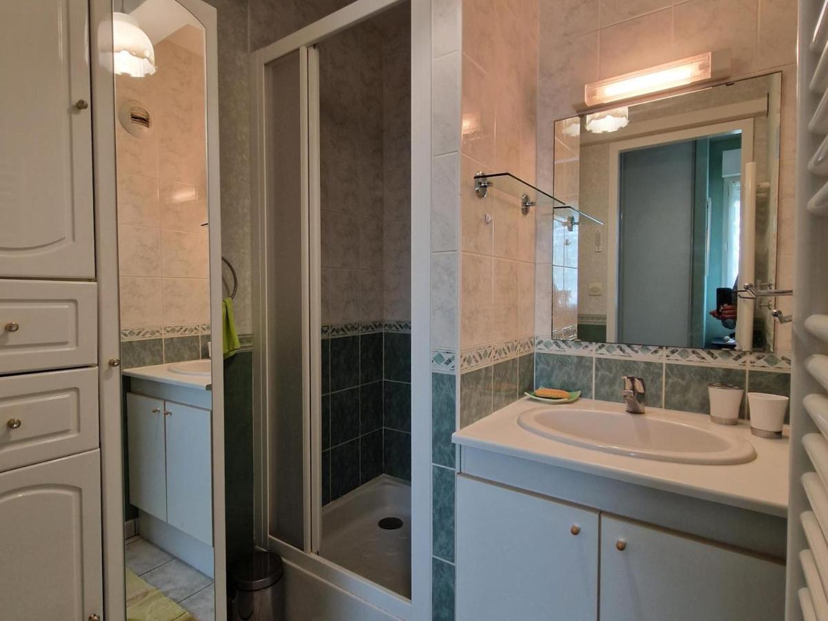 Chatelaillon-Plage Centre-Ville: Apt 4 Pers, Balcon, Parking, Piscine, Wifi - Fr-1-706-21 Exterior foto